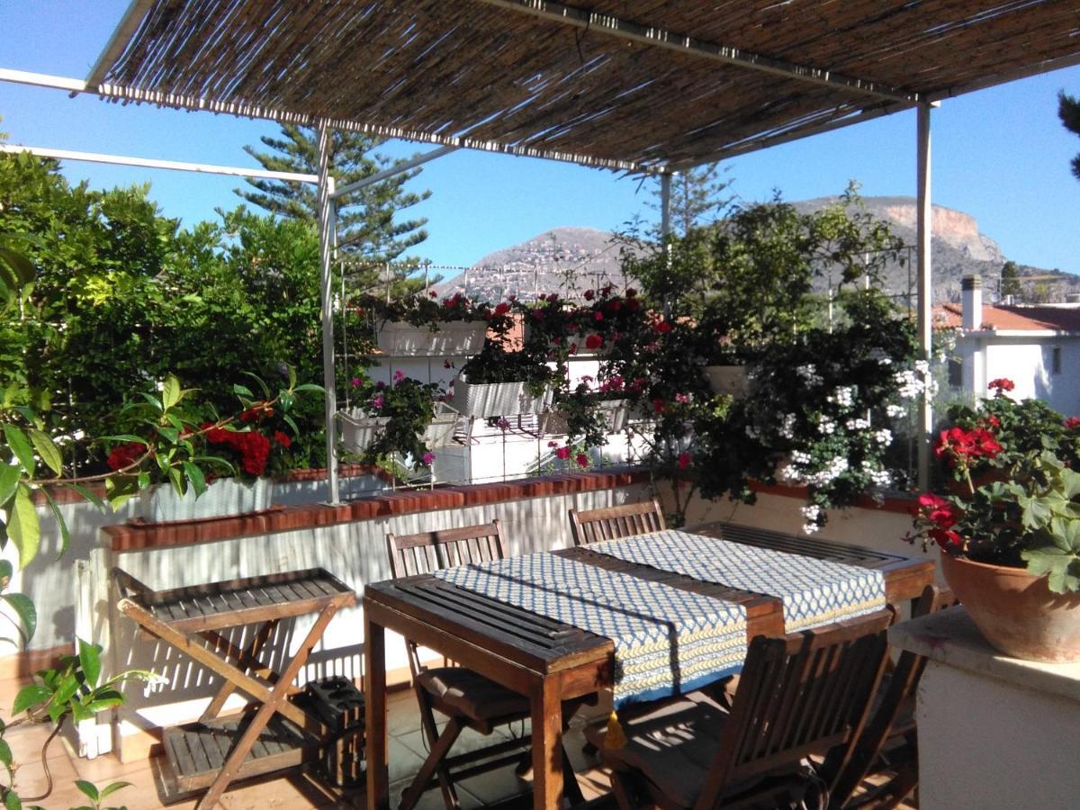 La Stanza Di Angi A Mondello Hotel Palermo Eksteriør billede